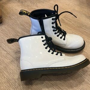 Kids White patent leather Dr. Martens 1460